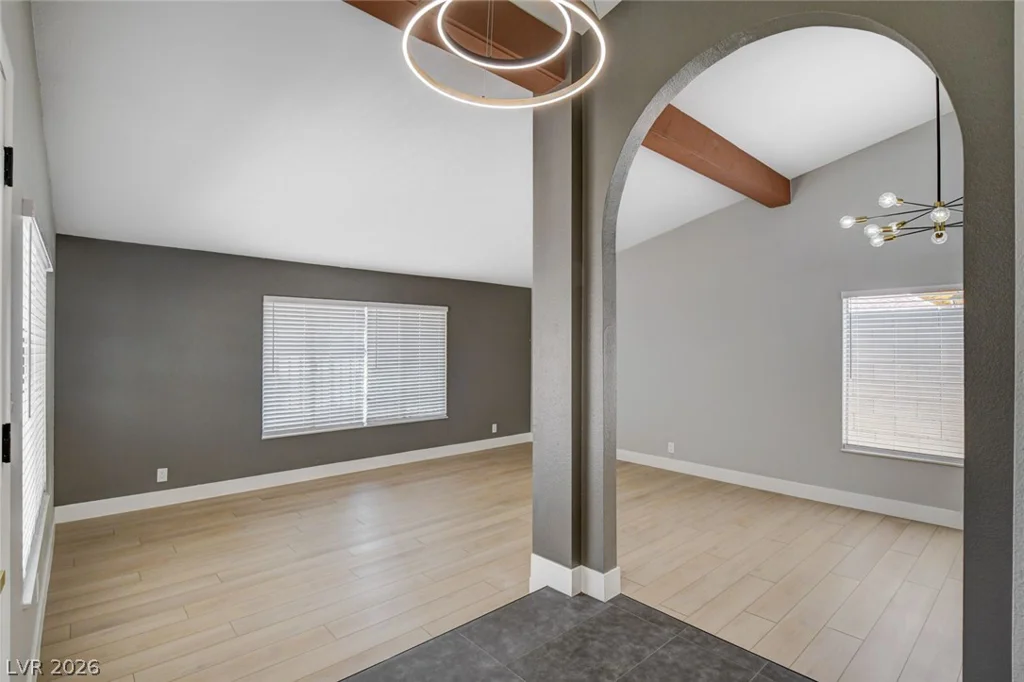 5134 Desert Inn, Las Vegas, NV 89146