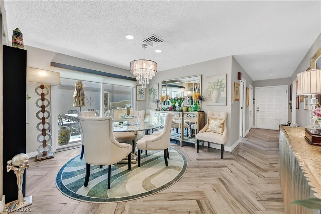 3305 Plaza Del Paz, Las Vegas, NV 89102