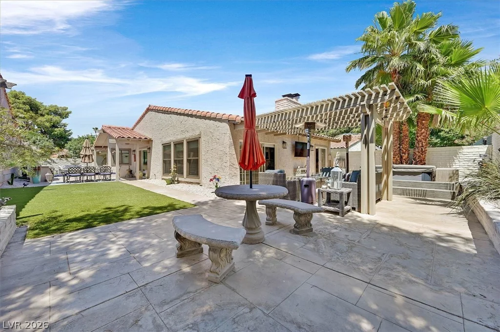 3305 Plaza Del Paz, Las Vegas, NV 89102