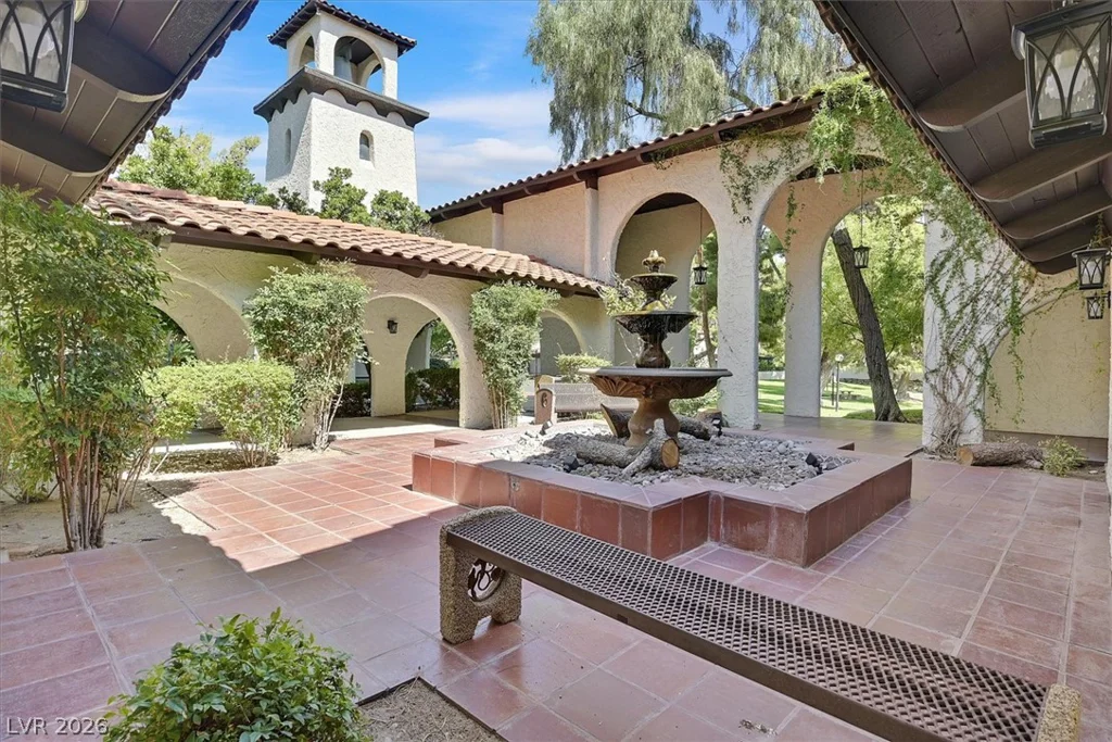 3305 Plaza Del Paz, Las Vegas, NV 89102