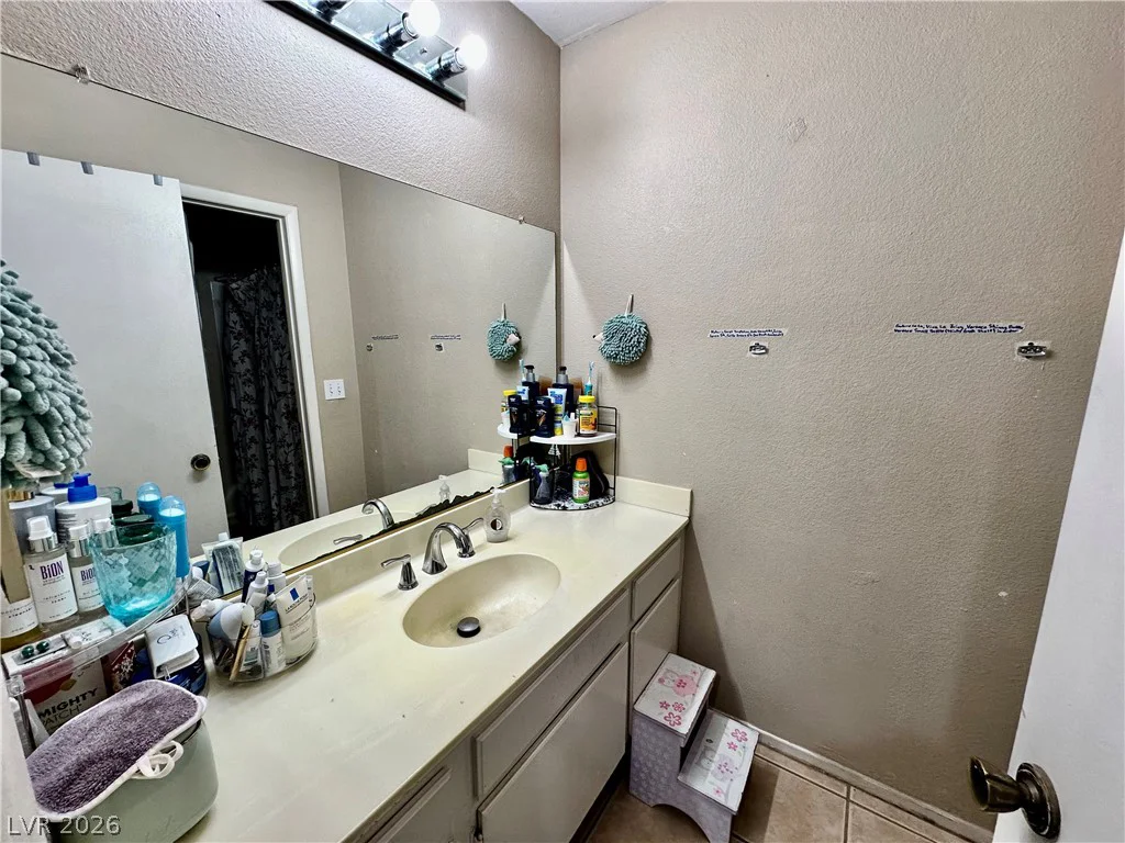 6316 Copperfield, Las Vegas, NV 89108