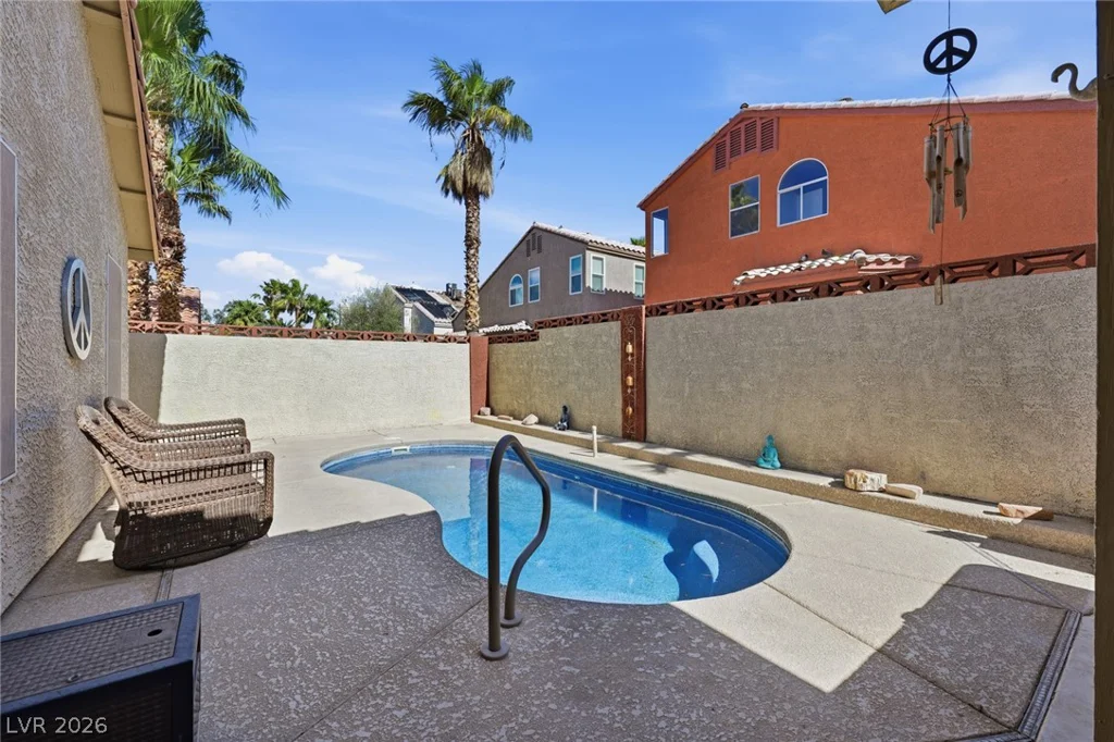 8121 Dolphin Landing, Las Vegas, NV 89128