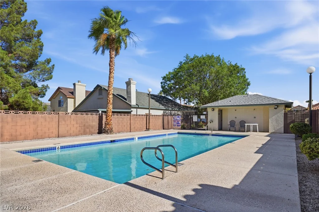 8121 Dolphin Landing, Las Vegas, NV 89128
