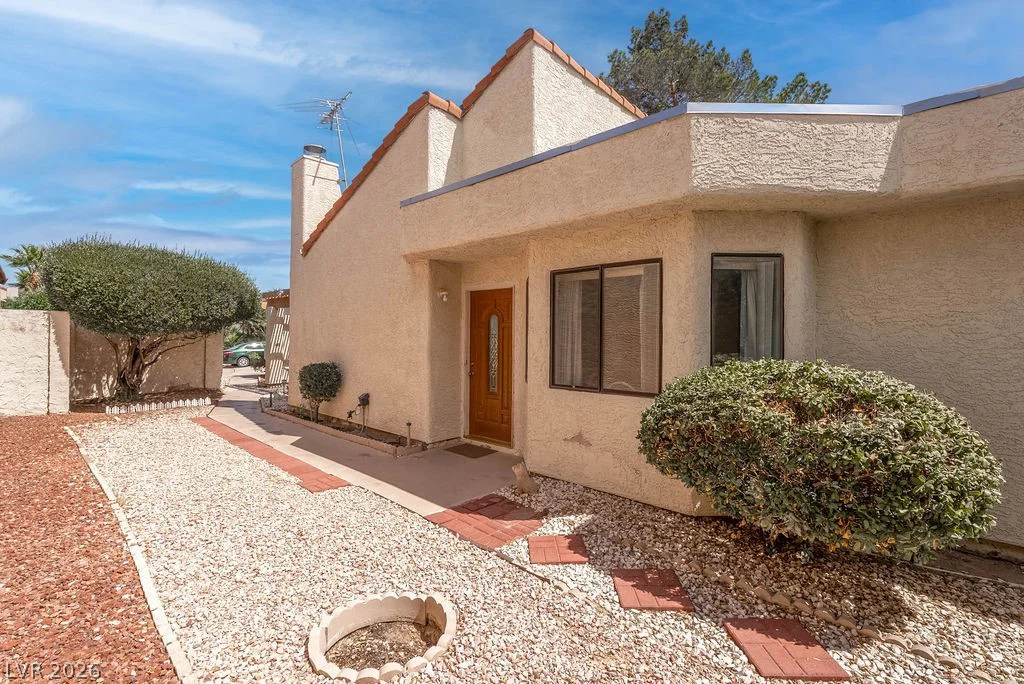 112 Kathy, Las Vegas, NV 89145