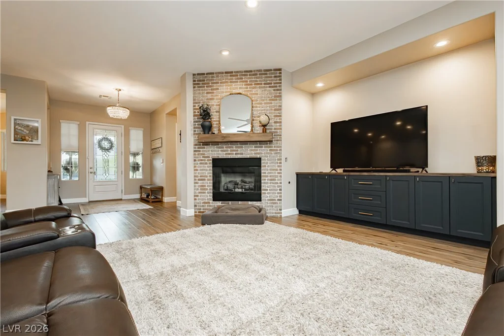 5905 Castleberry Peak, Las Vegas, NV 89131