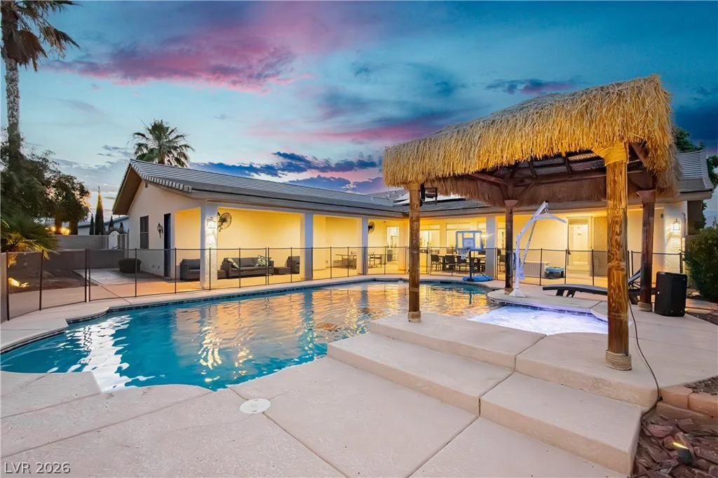 5905 Castleberry Peak, Las Vegas, NV 89131