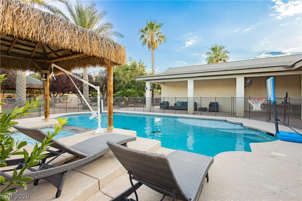 5905 Castleberry Peak, Las Vegas, NV 89131