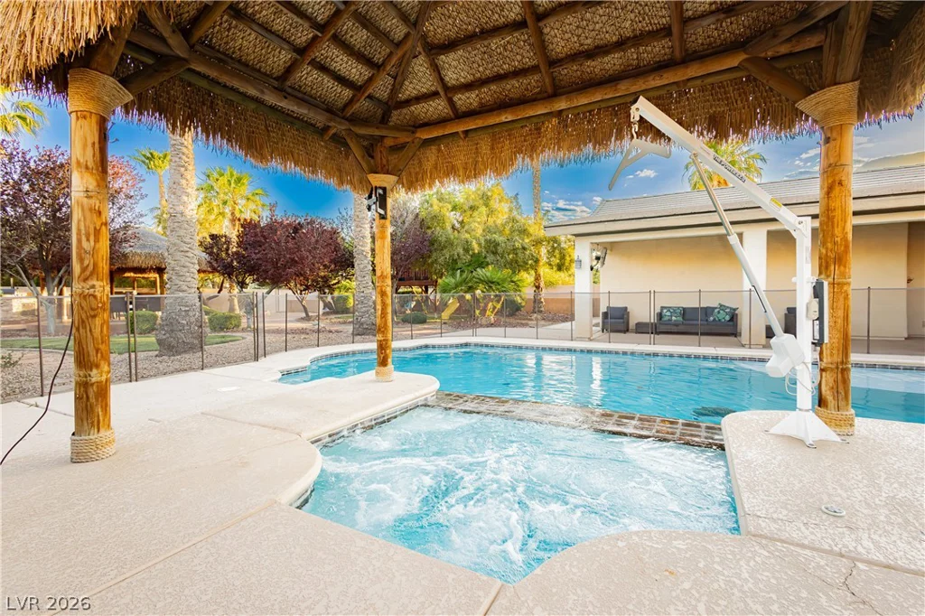 5905 Castleberry Peak, Las Vegas, NV 89131
