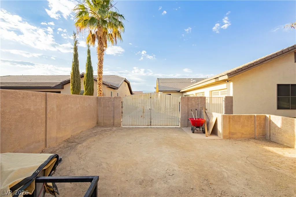5905 Castleberry Peak, Las Vegas, NV 89131
