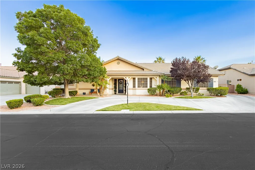 5905 Castleberry Peak, Las Vegas, NV 89131