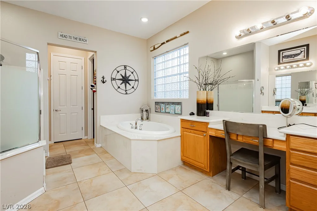 5905 Castleberry Peak, Las Vegas, NV 89131