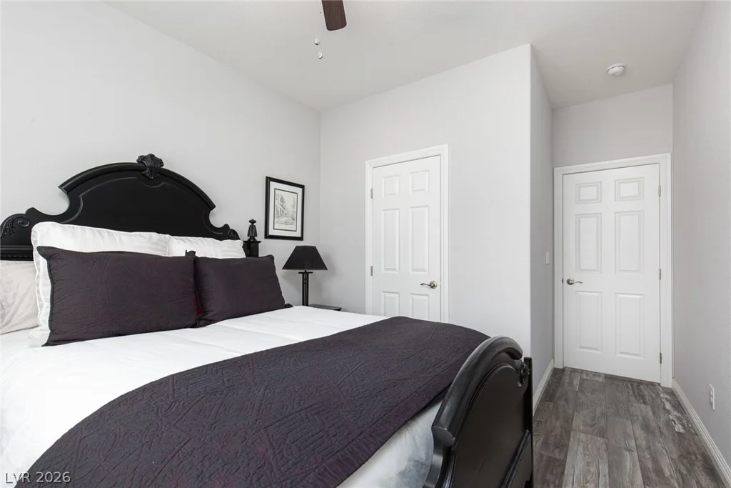 8465 Spirit Vale, Las Vegas, NV 89117