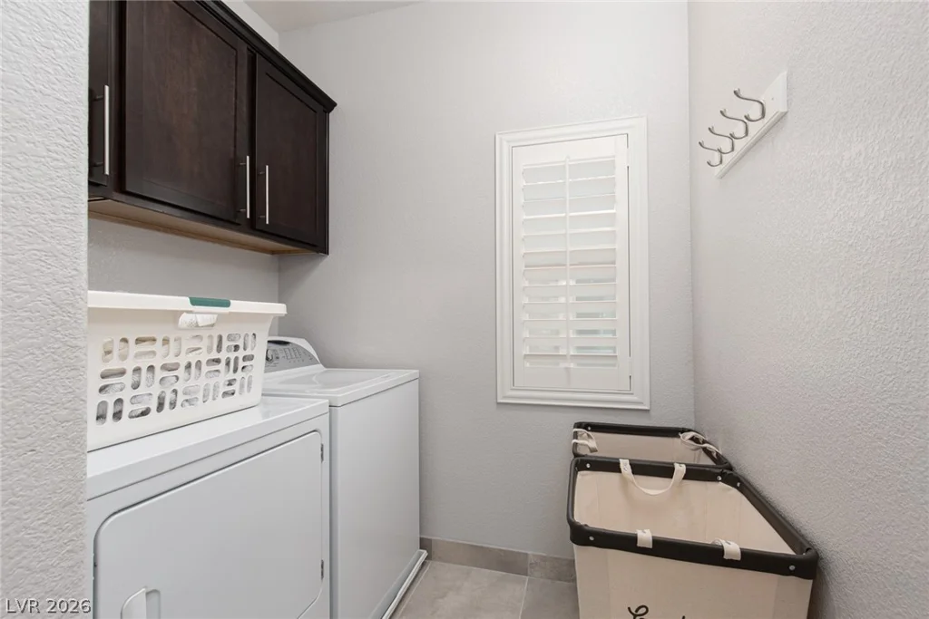 8465 Spirit Vale, Las Vegas, NV 89117
