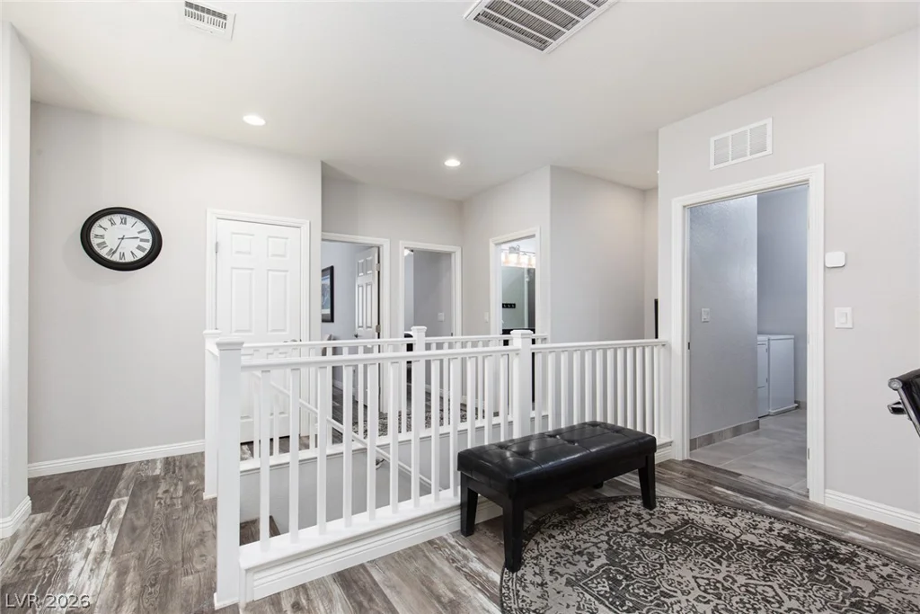 8465 Spirit Vale, Las Vegas, NV 89117