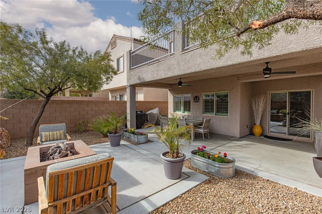 8465 Spirit Vale, Las Vegas, NV 89117
