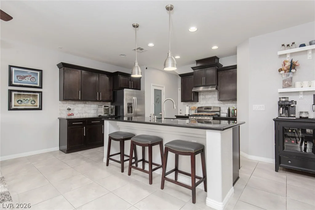 8465 Spirit Vale, Las Vegas, NV 89117