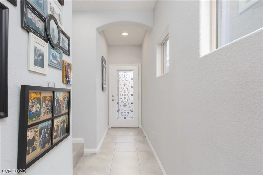 8465 Spirit Vale, Las Vegas, NV 89117