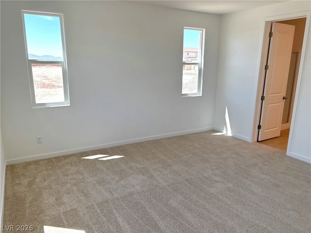 5678 Victoria Falls, Pahrump, NV 89061