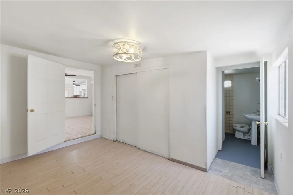 3220 Reynolds, North Las Vegas, NV 89030