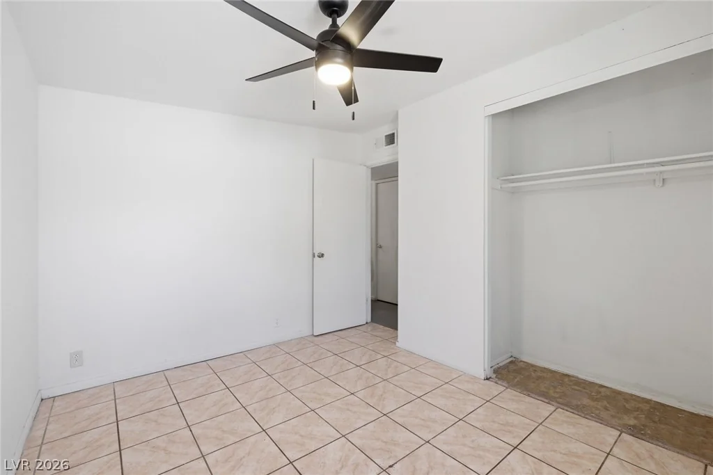 3220 Reynolds, North Las Vegas, NV 89030