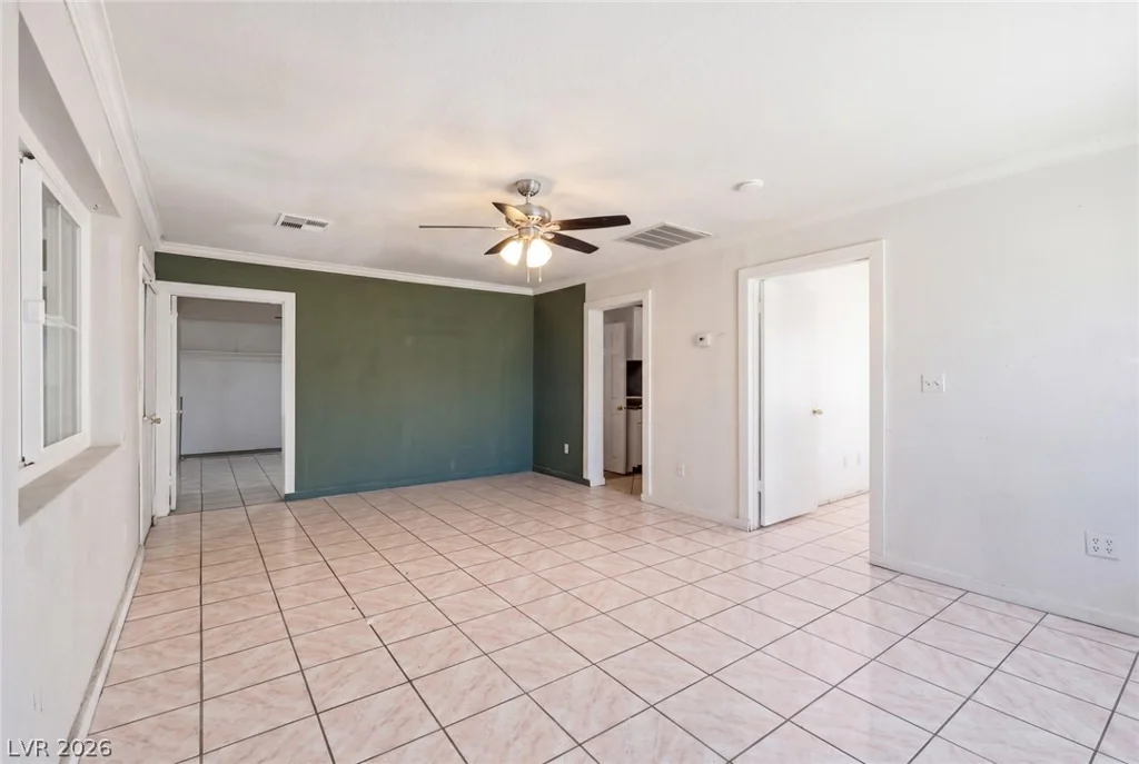 3220 Reynolds, North Las Vegas, NV 89030