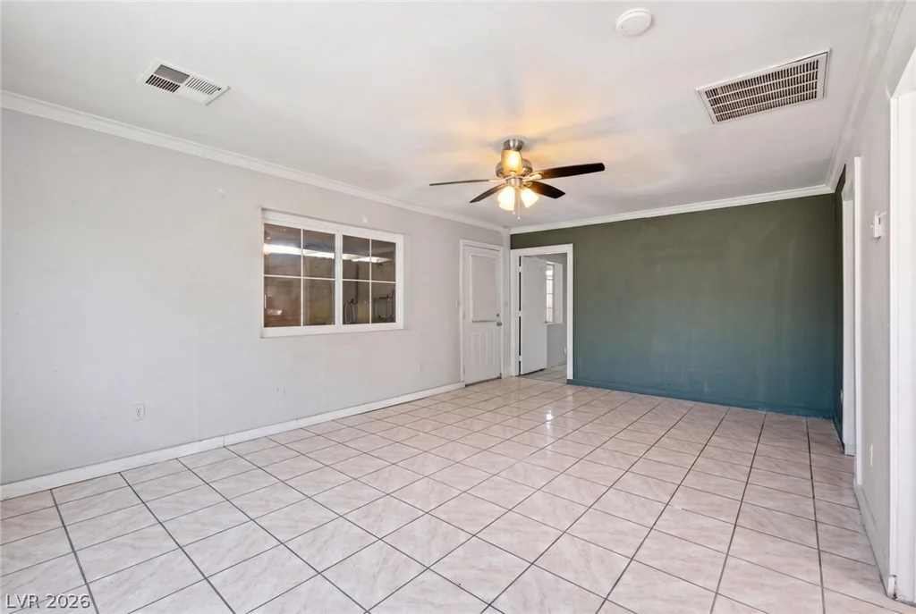 3220 Reynolds, North Las Vegas, NV 89030