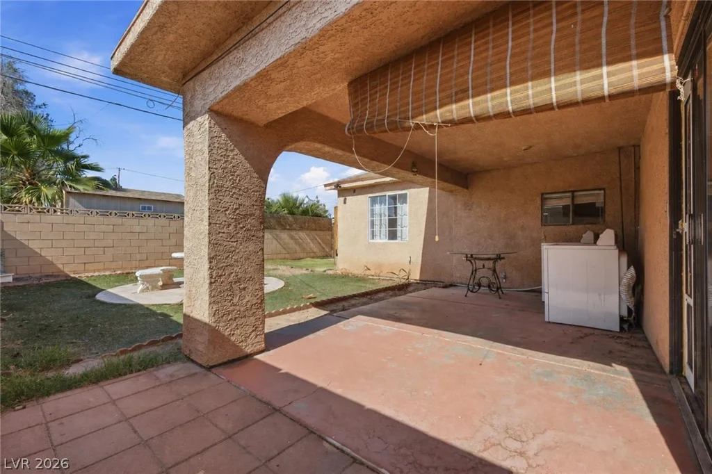 3220 Reynolds, North Las Vegas, NV 89030