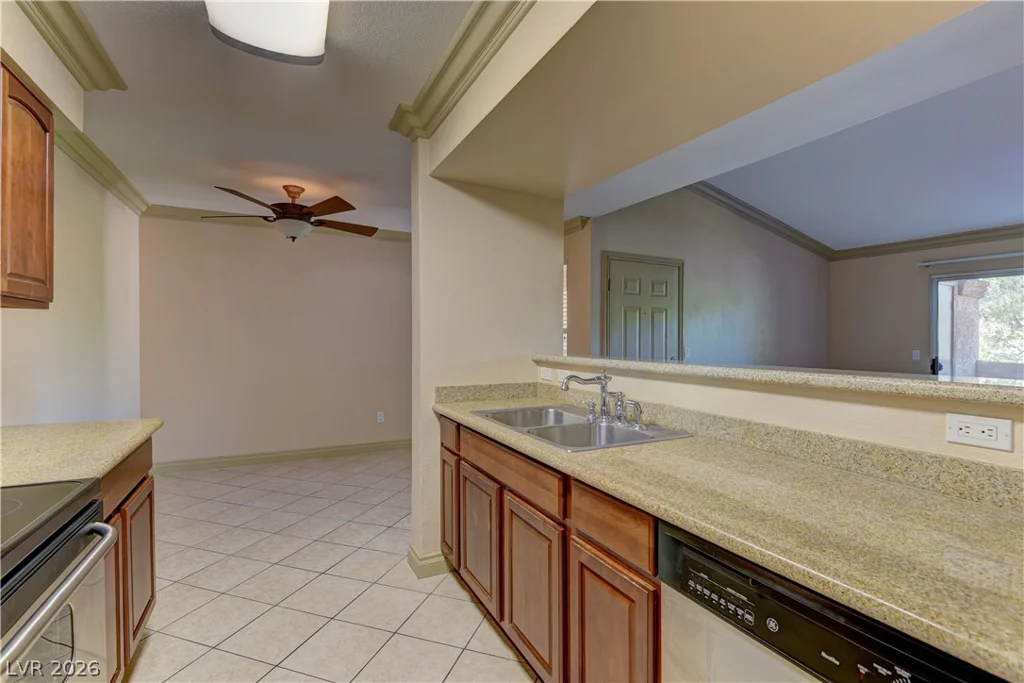 1150 Buffalo, Las Vegas, NV 89128