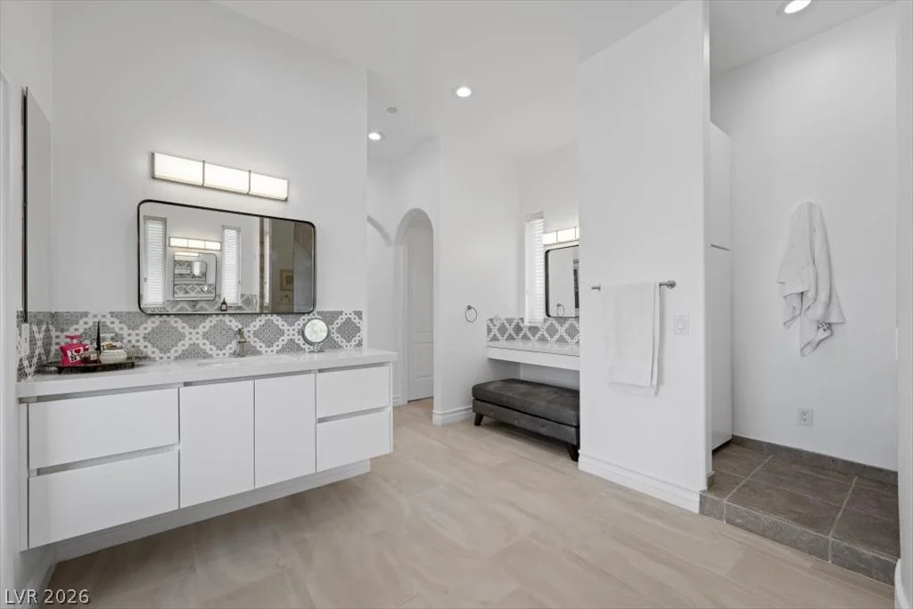 775 Clove, Henderson, NV 89012