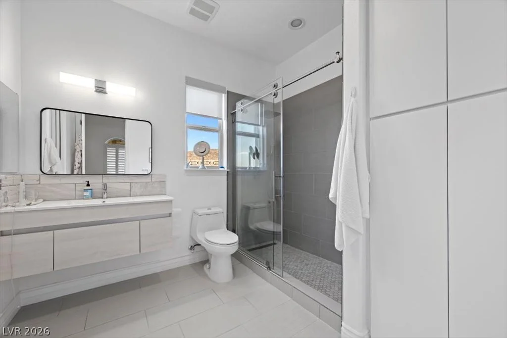 775 Clove, Henderson, NV 89012