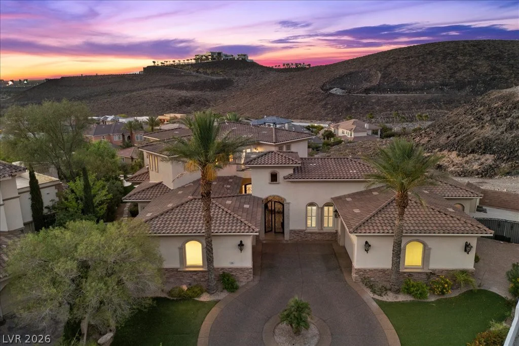 775 Clove, Henderson, NV 89012
