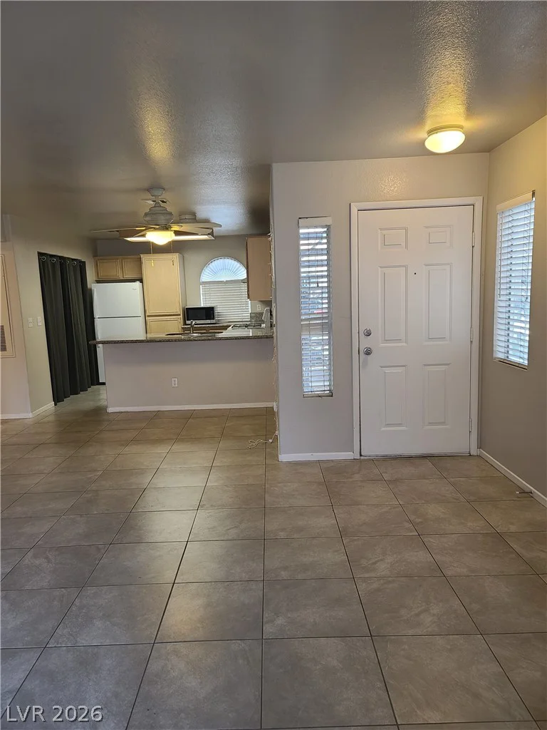 3125 Buffalo, Las Vegas, NV 89128