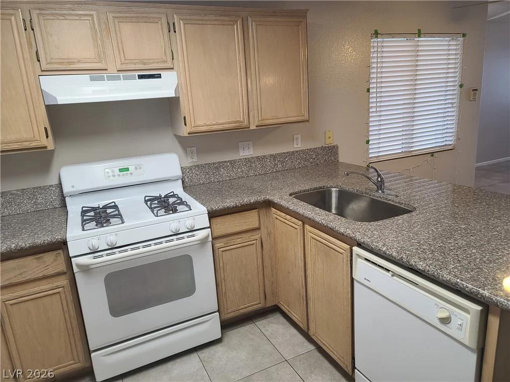 3125 Buffalo, Las Vegas, NV 89128