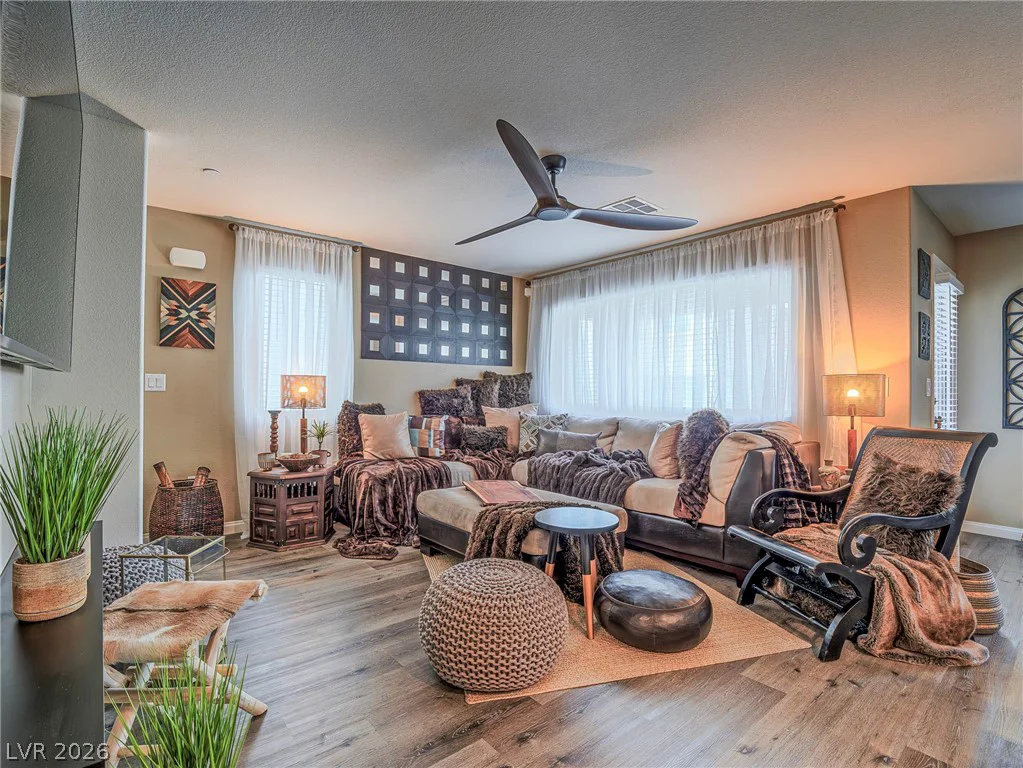 7002 Midnight Bronze, North Las Vegas, NV 89086