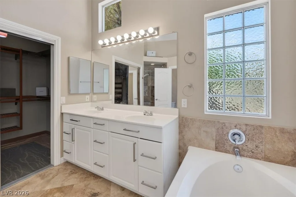 10644 Brianhurst, Las Vegas, NV 89144