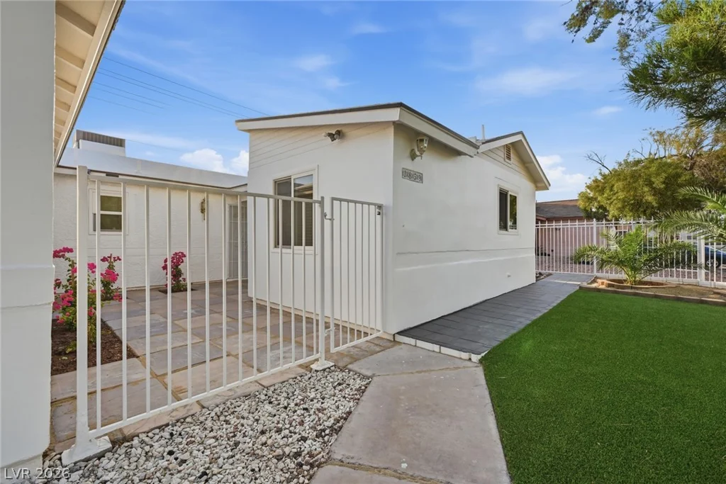 1859 Priscilla, Las Vegas, NV 89156