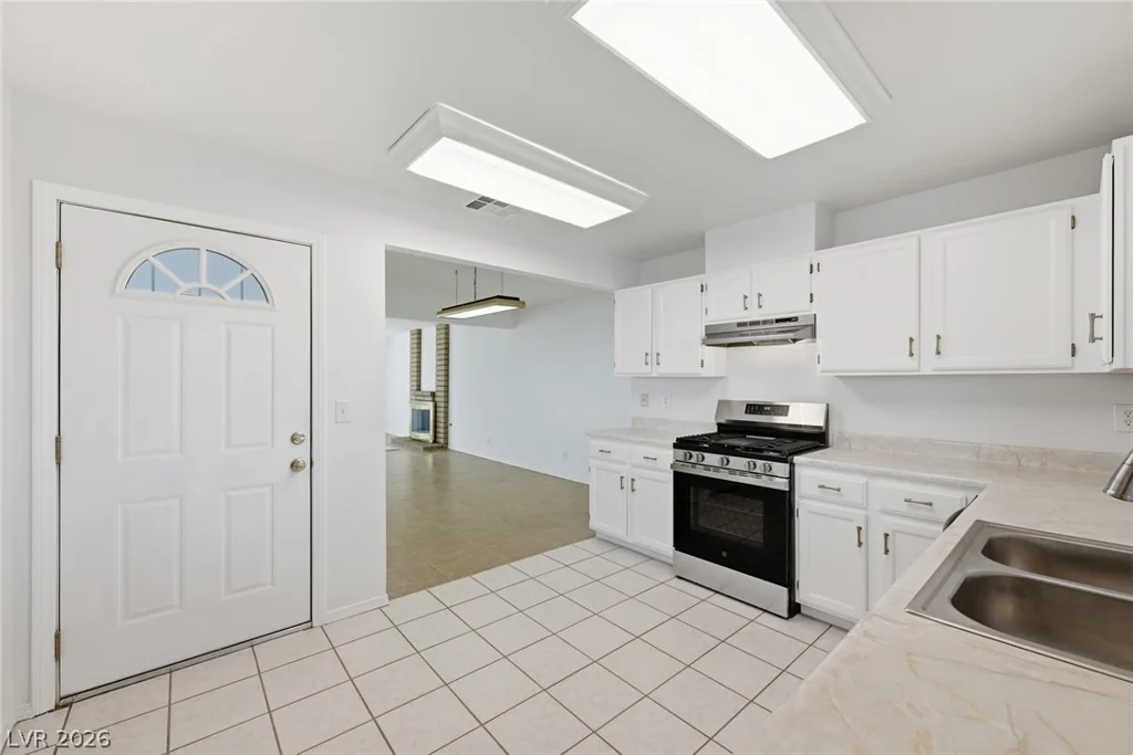 1859 Priscilla, Las Vegas, NV 89156