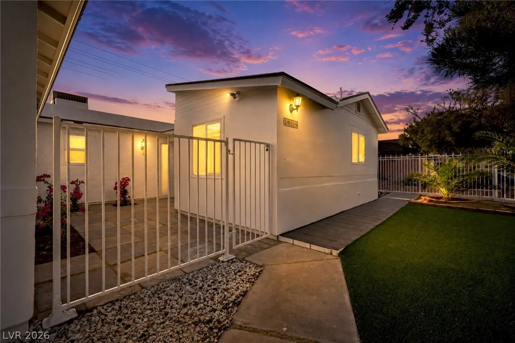 1859 Priscilla, Las Vegas, NV 89156
