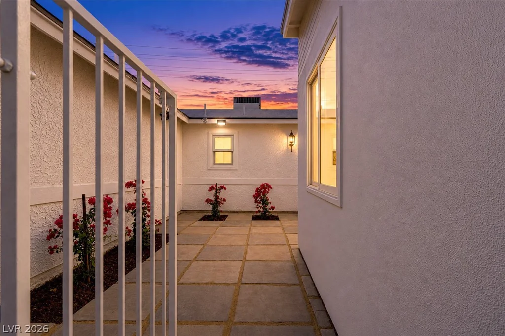 1859 Priscilla, Las Vegas, NV 89156