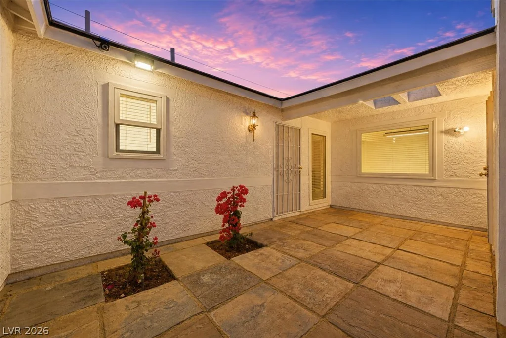 1859 Priscilla, Las Vegas, NV 89156
