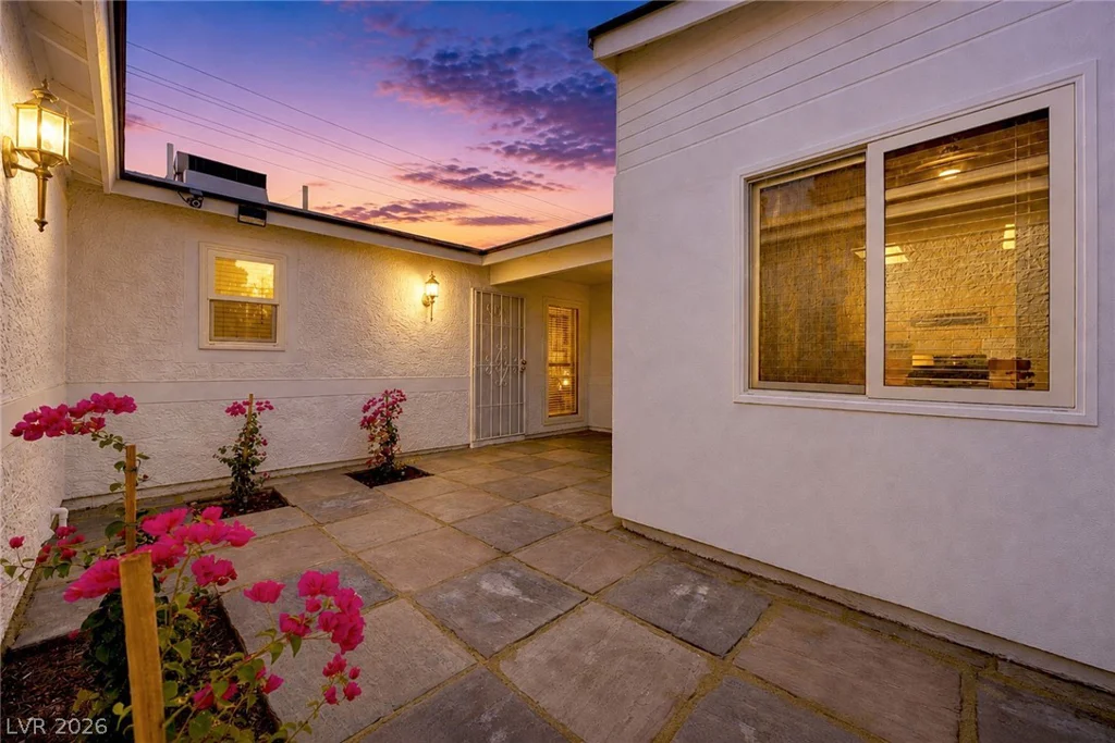 1859 Priscilla, Las Vegas, NV 89156