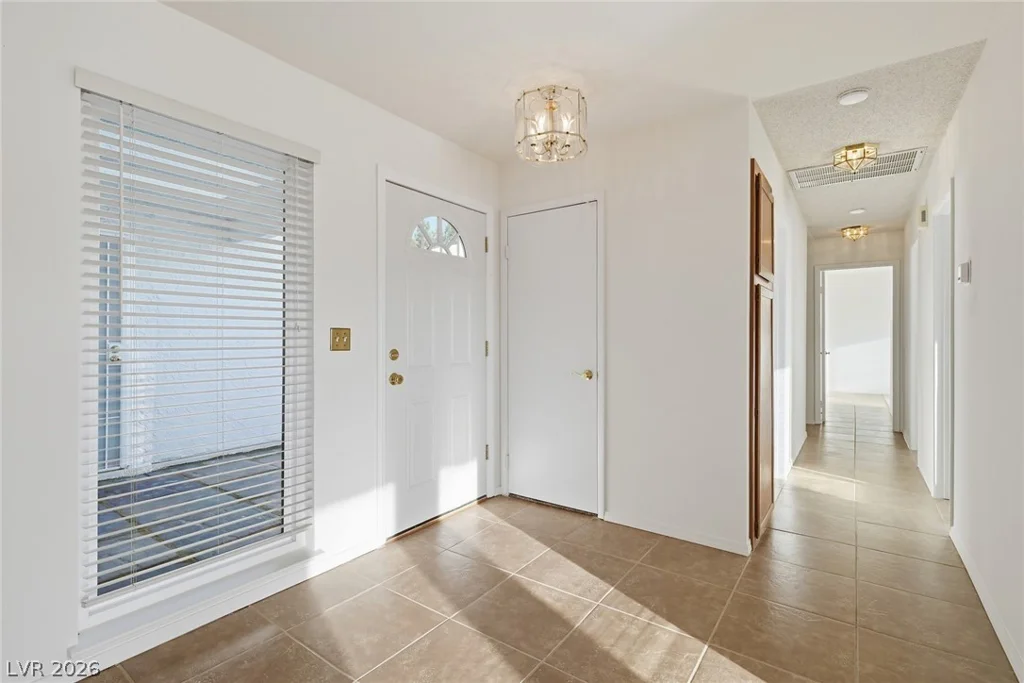 1859 Priscilla, Las Vegas, NV 89156