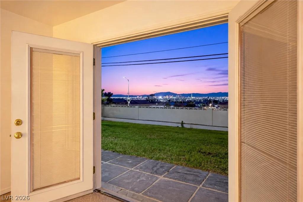 1859 Priscilla, Las Vegas, NV 89156