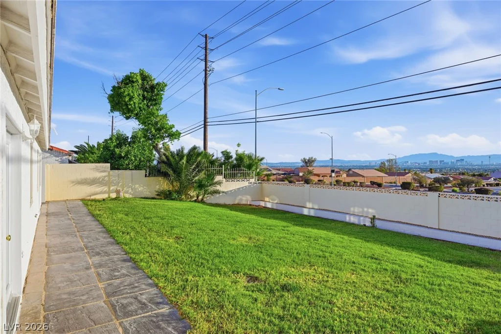 1859 Priscilla, Las Vegas, NV 89156