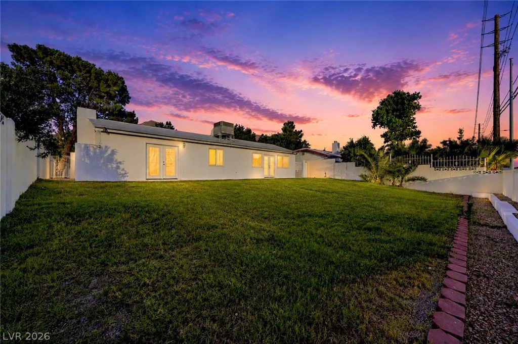1859 Priscilla, Las Vegas, NV 89156
