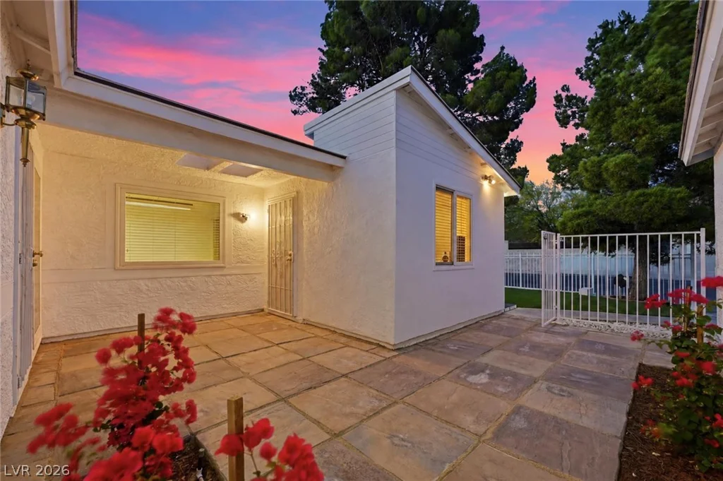 1859 Priscilla, Las Vegas, NV 89156