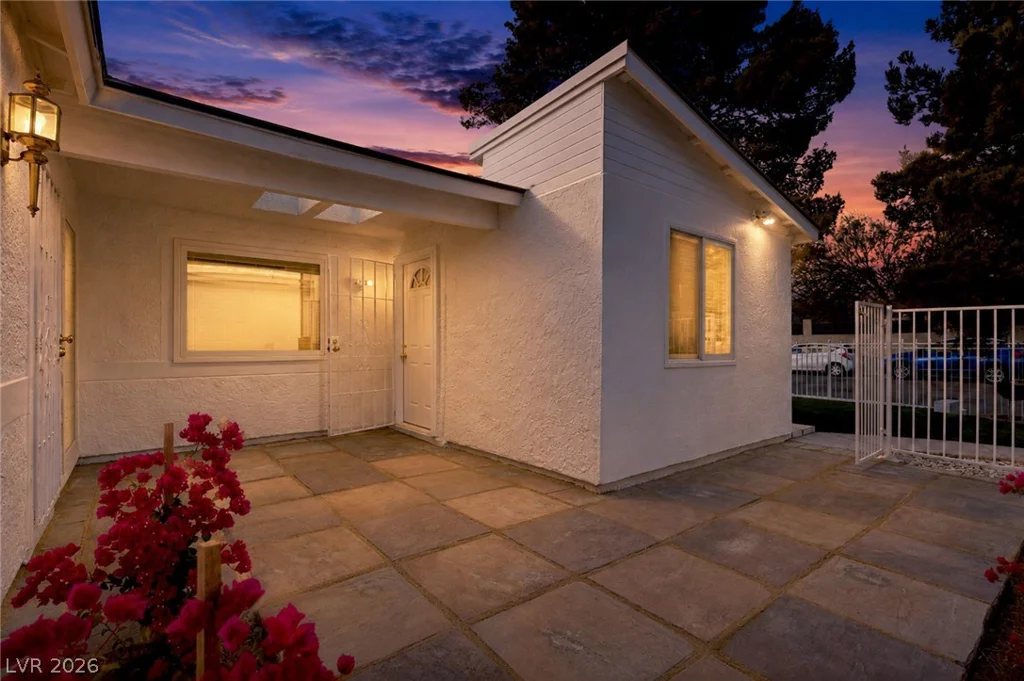 1859 Priscilla, Las Vegas, NV 89156