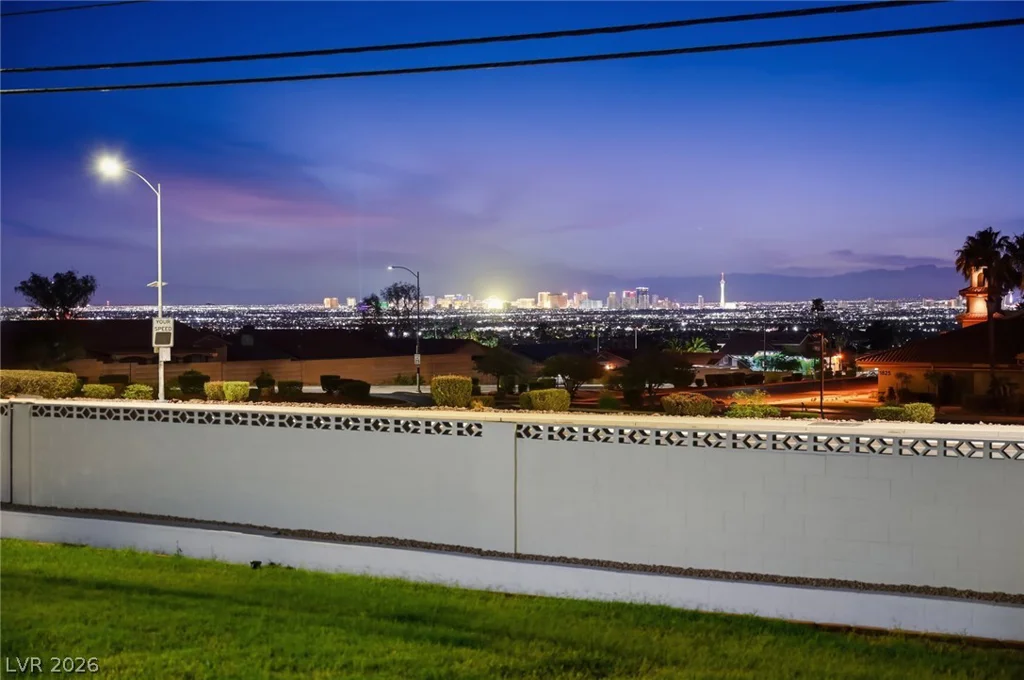 1859 Priscilla, Las Vegas, NV 89156
