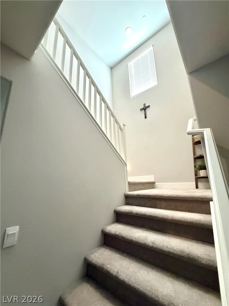1921 Lewis Bay, North Las Vegas, NV 89084