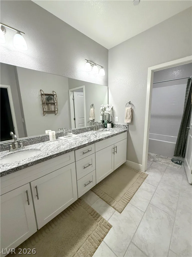 1921 Lewis Bay, North Las Vegas, NV 89084